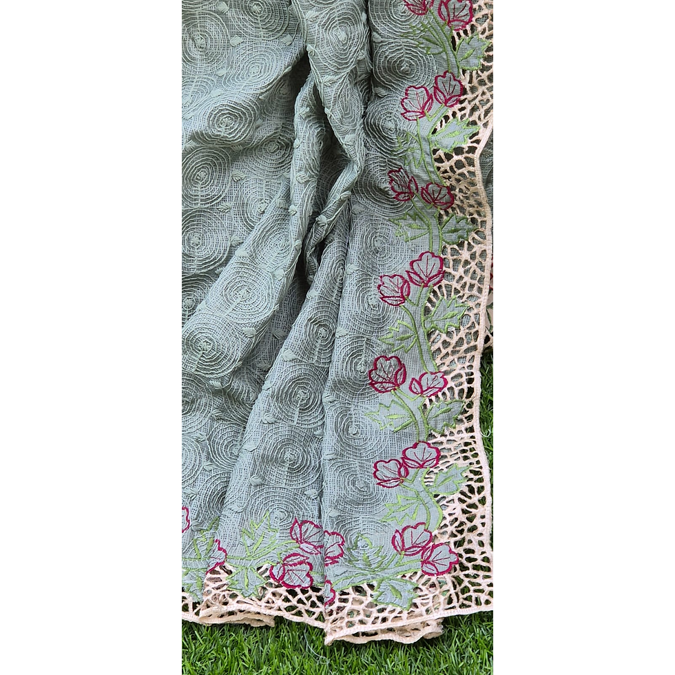 This piece brings out a subtle charm that’s perfect for both casual elegance and festive moments.
