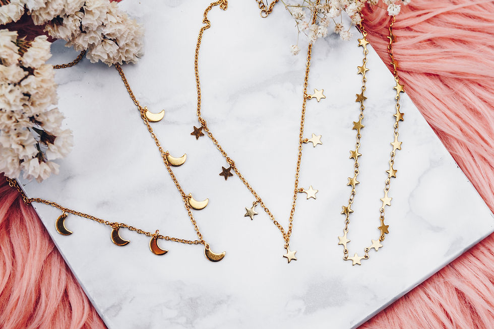 Thumbnail: "Dreaming gold" necklaces