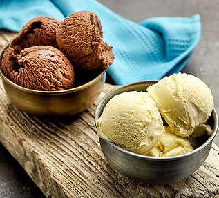 qualite-artisanale-glaces-lopez-artisan-glacier-saint-jean-de-luz-glacerie.jpg