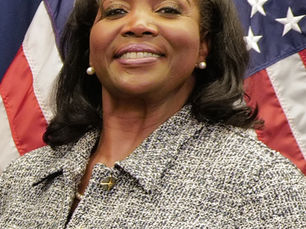 Trump Calls for Fed Governor Lisa Cook’s Resignation Amid Mortgage Fraud Allegations