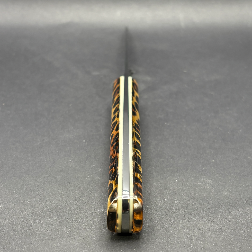 Thumbnail: OLONNOIS de Table Résine Léopard 