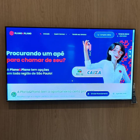 Totens Interativos touchscreen
