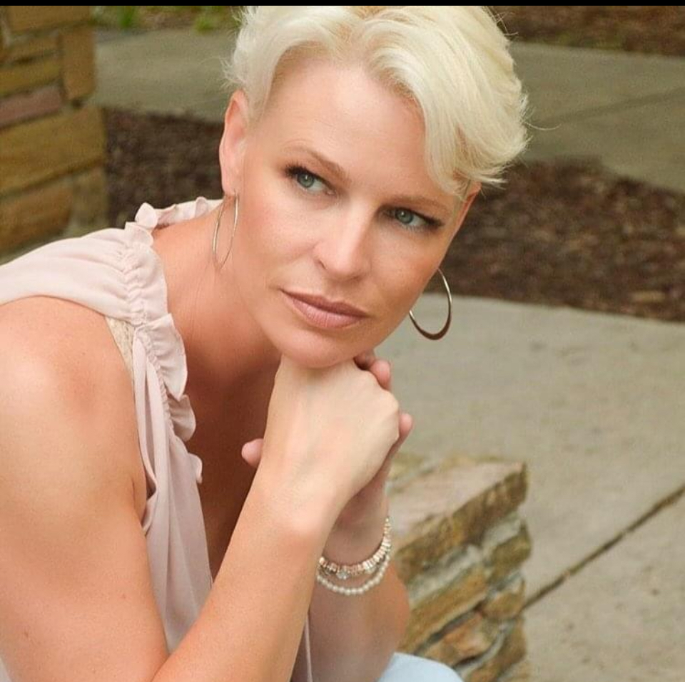 Writer: Laura Thayer
