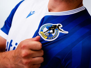 Lockyer’s Return Overshadowed as Rovers Collapse Again at Crawley