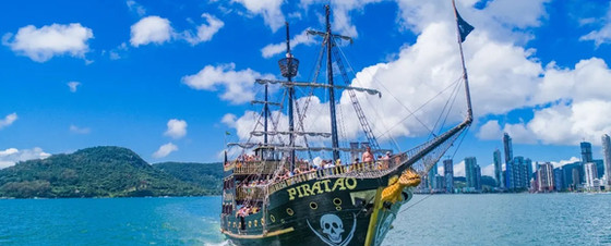 BARCO PIRATA