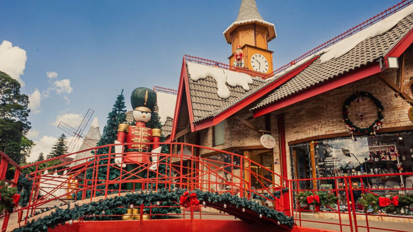 Aldeia do Papai Noel, parque temático natalino aberto o ano inteiro em Gramado, no Rio Grande do Sul