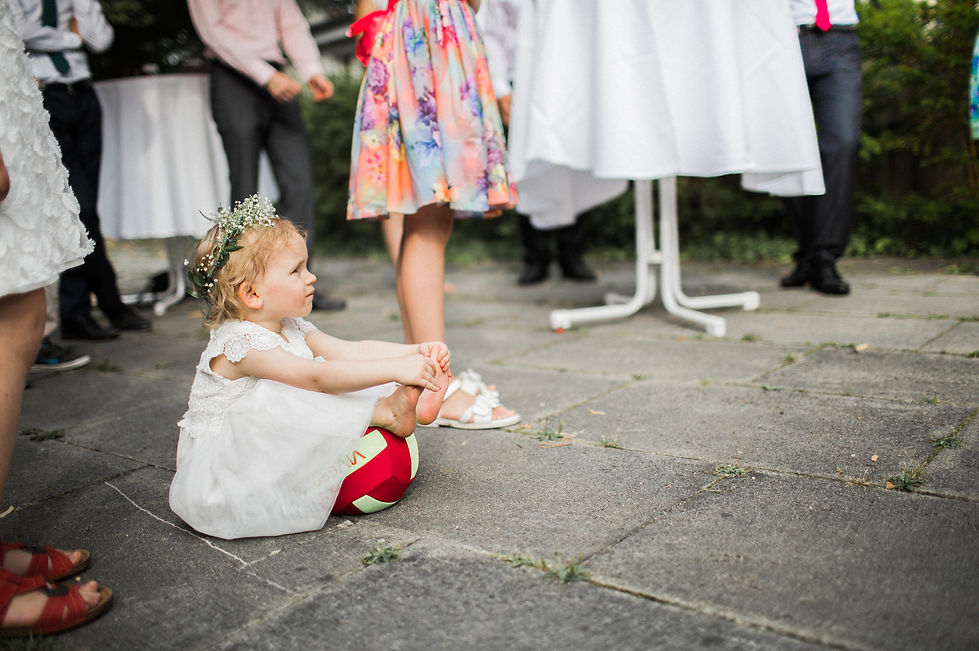 Wedding photographer Germany, Hochzeitsfotograf Deutschland, engagement photographer Germany