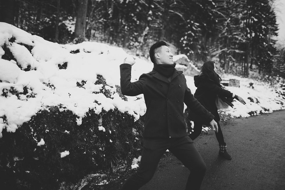 Engagement photogaphy in Hallstadt, Austria by Elizaveta Kovaleva - destination Wedding photographer Germany
Verlobungsfotos in Hallstadt, Österreich von Elizaveta Kovaleva – Hochzeitsfotografin aus Deutschland
