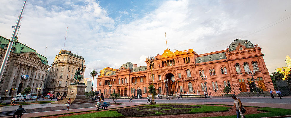 casa_rosada_1200_fachada_sol_4.jpg