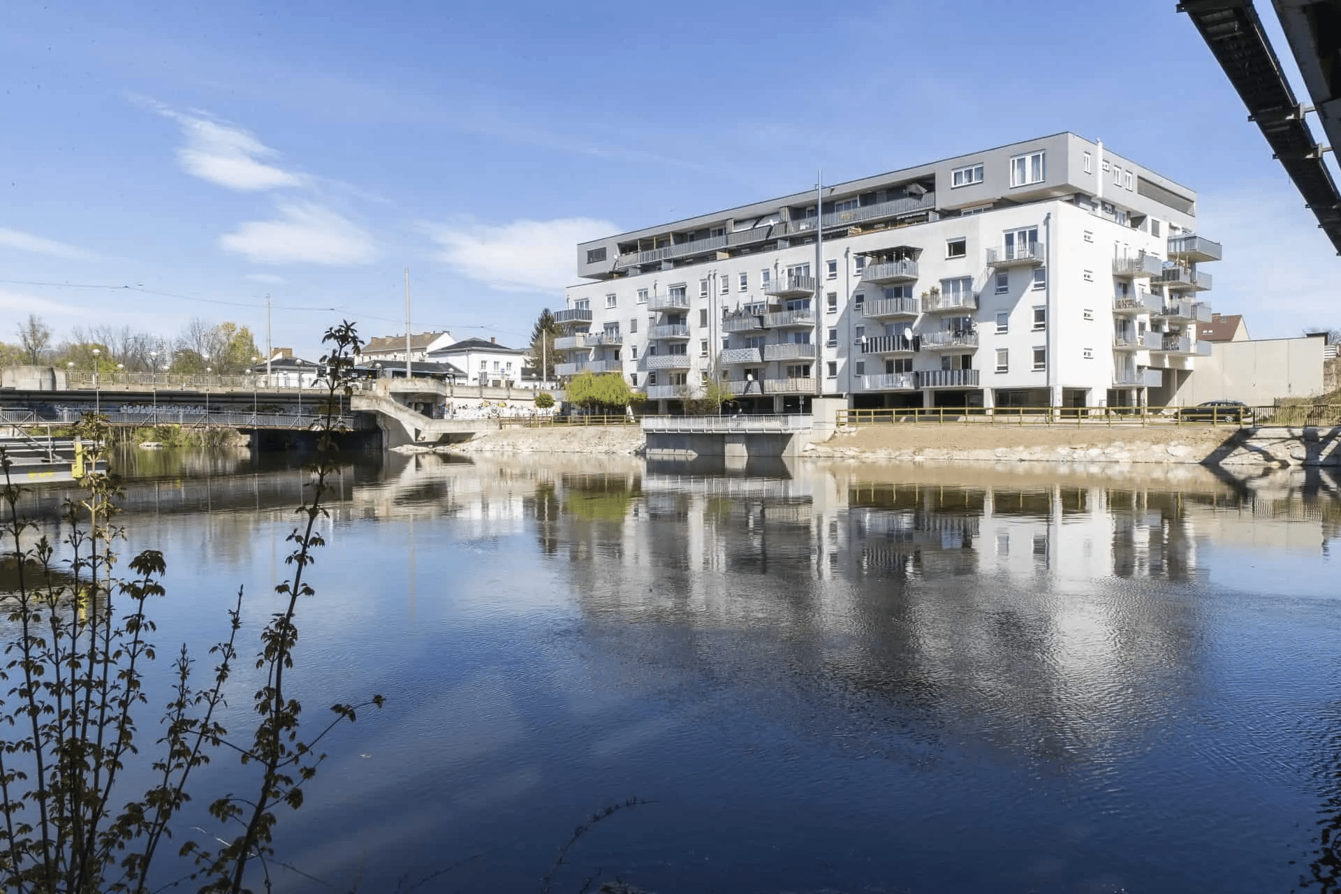 Lake Side – Graz · Schönaugürtel 1