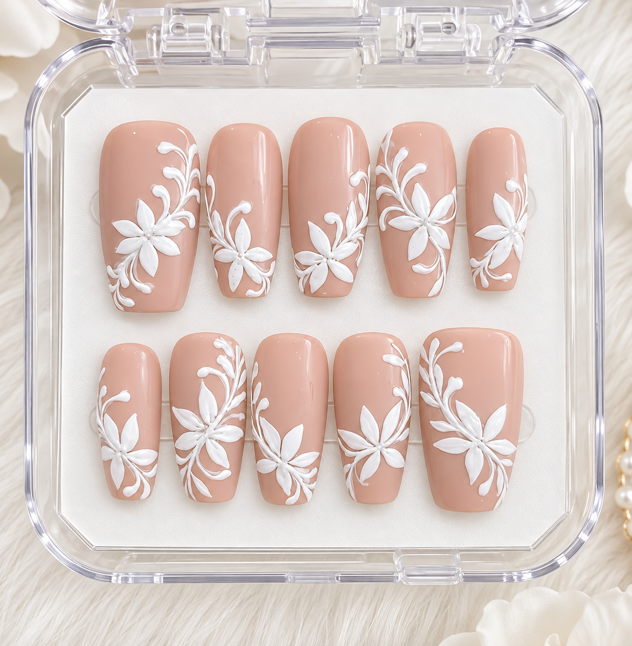🌸 Blushing Garden
Handcrafted Press-On Nail Set · By Lannie Nguyen