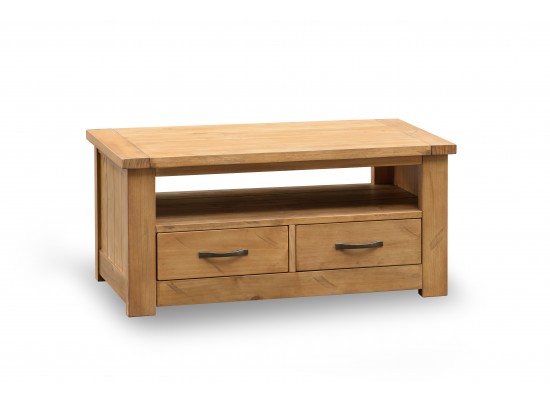 Constructed from solid pine with a r