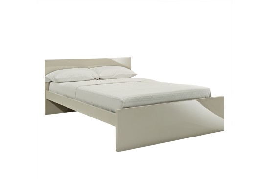 Puro Bed