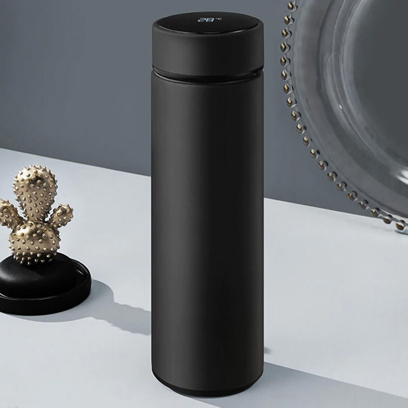 Thumbnail: Fahrenheit personal thermal bottle with touchscreen