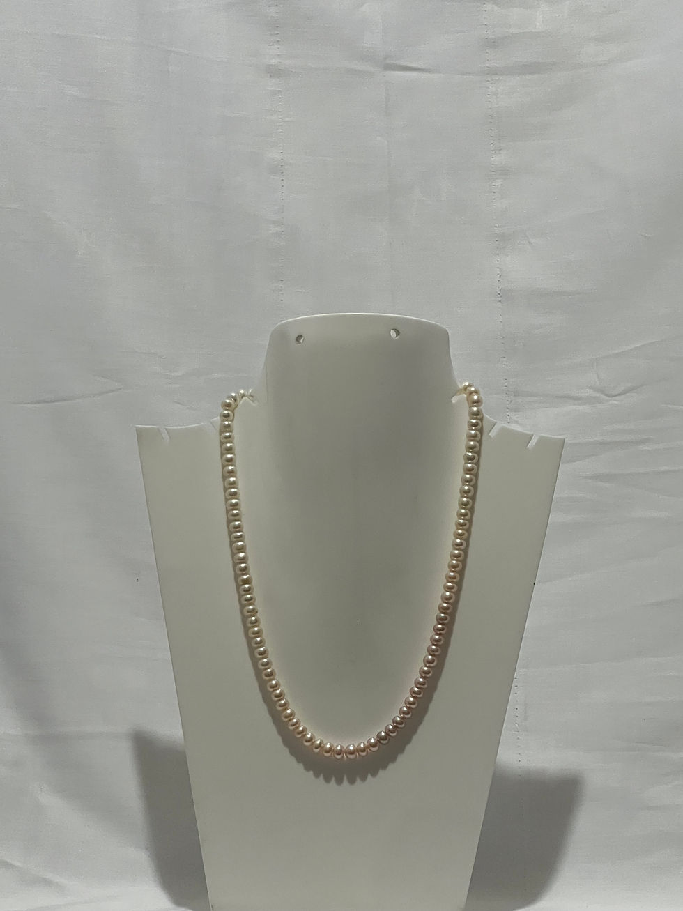 Thumbnail: 5-6 mm Single Strand Button Pearls Necklace