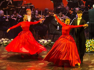 נשף וינאי, עדות מקומית, יומן מלחמתי-נשי, פלמנקו מקורי