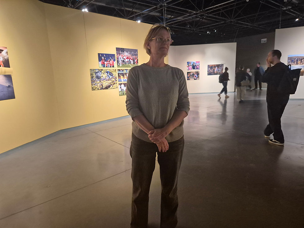 האוצרת דנה וולפיילר-ללקין,צלמה -גילי מצא