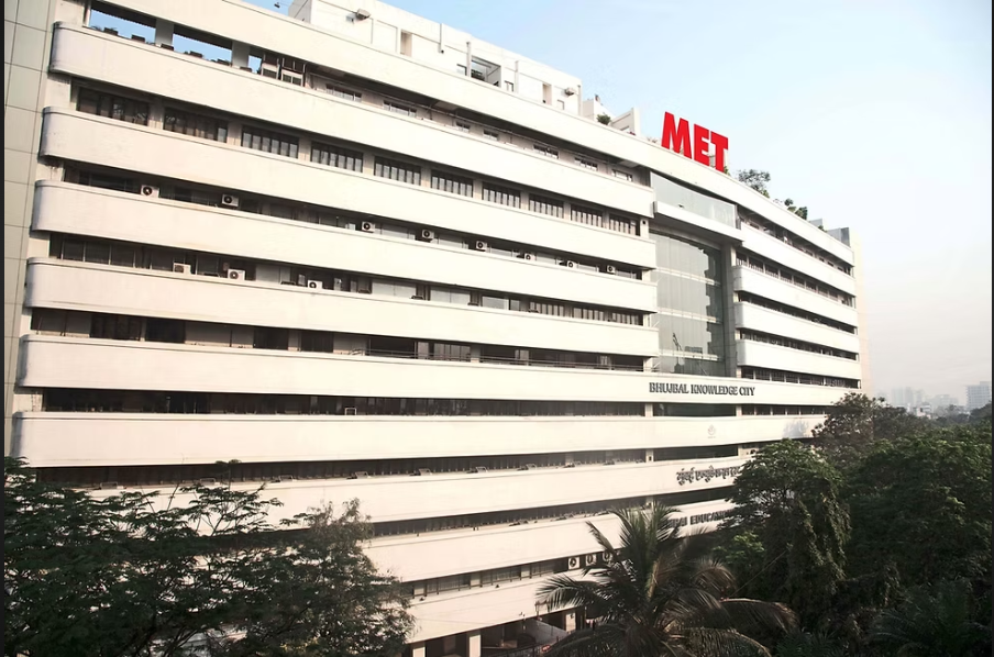 MET Institute of Pharmacy Bandra campus building
