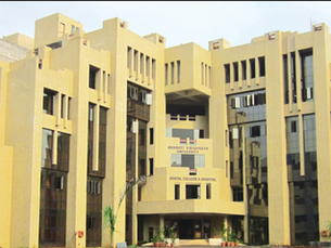 Poona College of Pharmacy review 2026  showing fees vs brand value analysis and MHT CET cutoff.