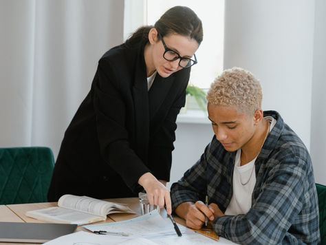 Too Many Cooks In the Kitchen: Navigating Conflicting Essay Advice