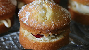 Reform abandons cake wall after bakers warn it won’t work