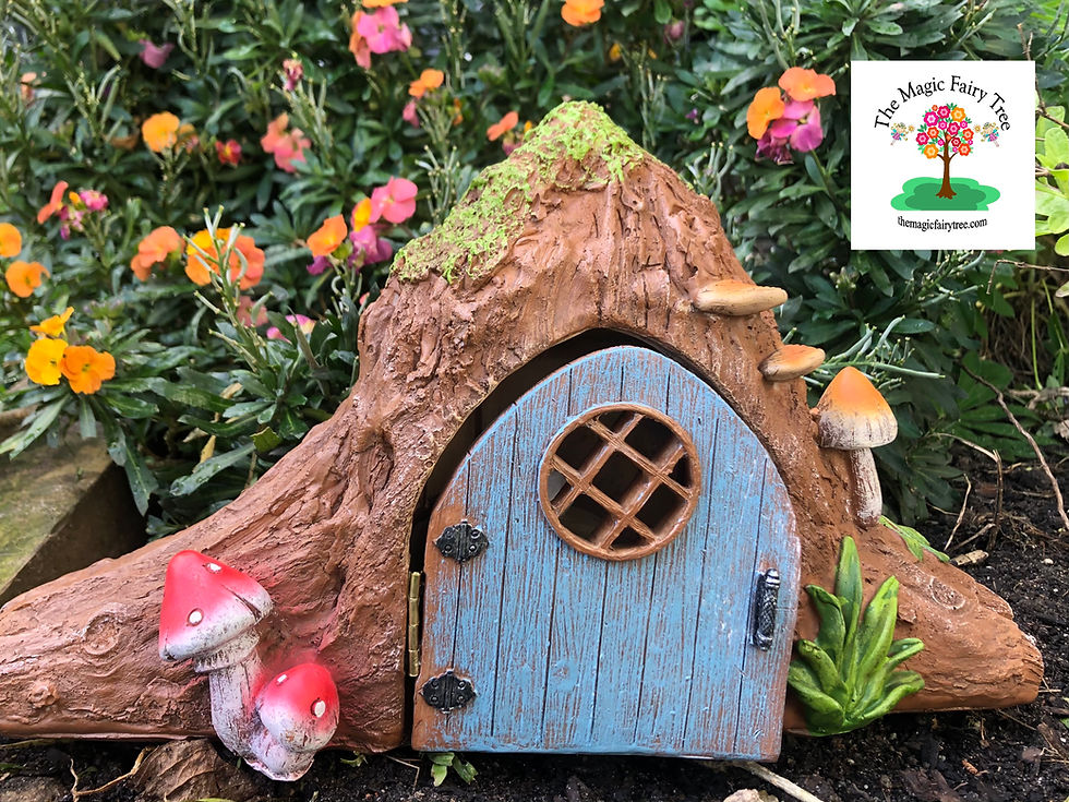 Thumbnail: Solar Hobbit House with opening door