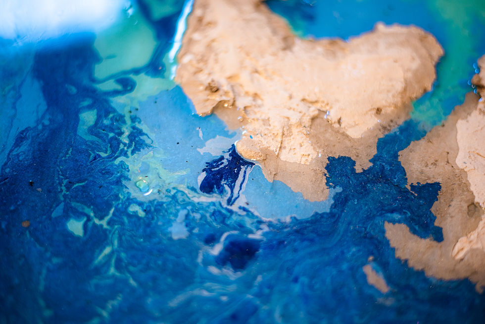 Thumbnail: Desert, River and Sea