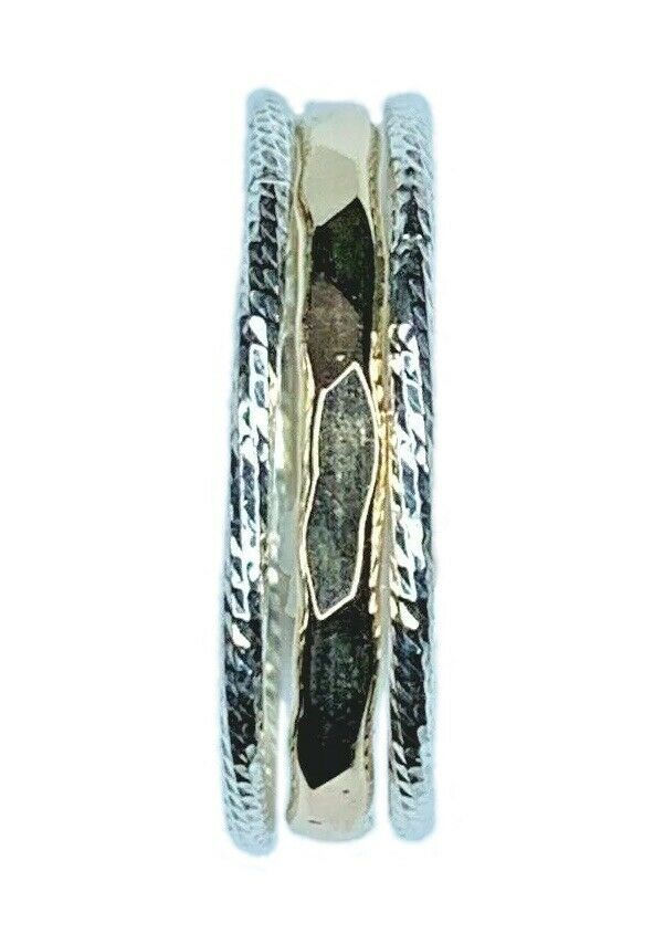 Thumbnail: "Goldfinch"