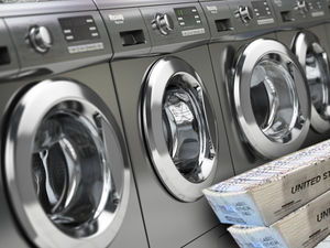 Laundromat Thrives Despite Lockdown