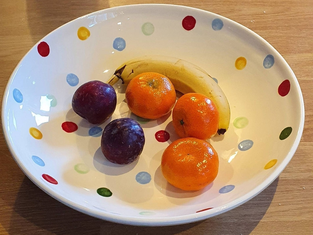 Large shallow Fruit Bowl