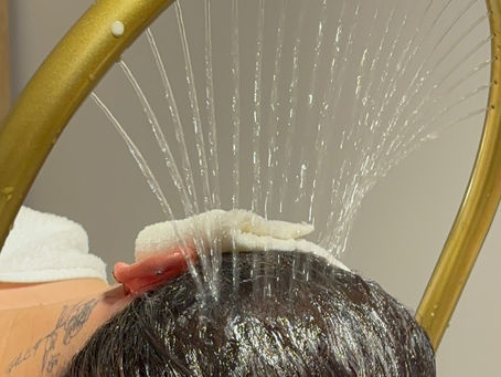 Spa capilar en Monterrey: por qué es clave para tu bienestar y la salud de tu cabello