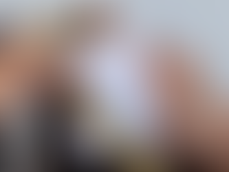 Mujer en Japanese Head Spa Gijón, masaje capilar japonés ideal para hidratar el cuero cabelludo en clima frío.