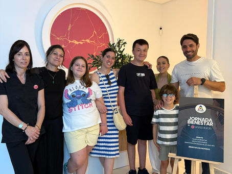 Asistentes a la jornada en colaboración con la Asociación de Autismo local.