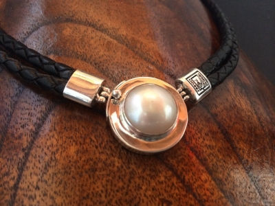 Thumbnail: White Mabe Pearl Necklace