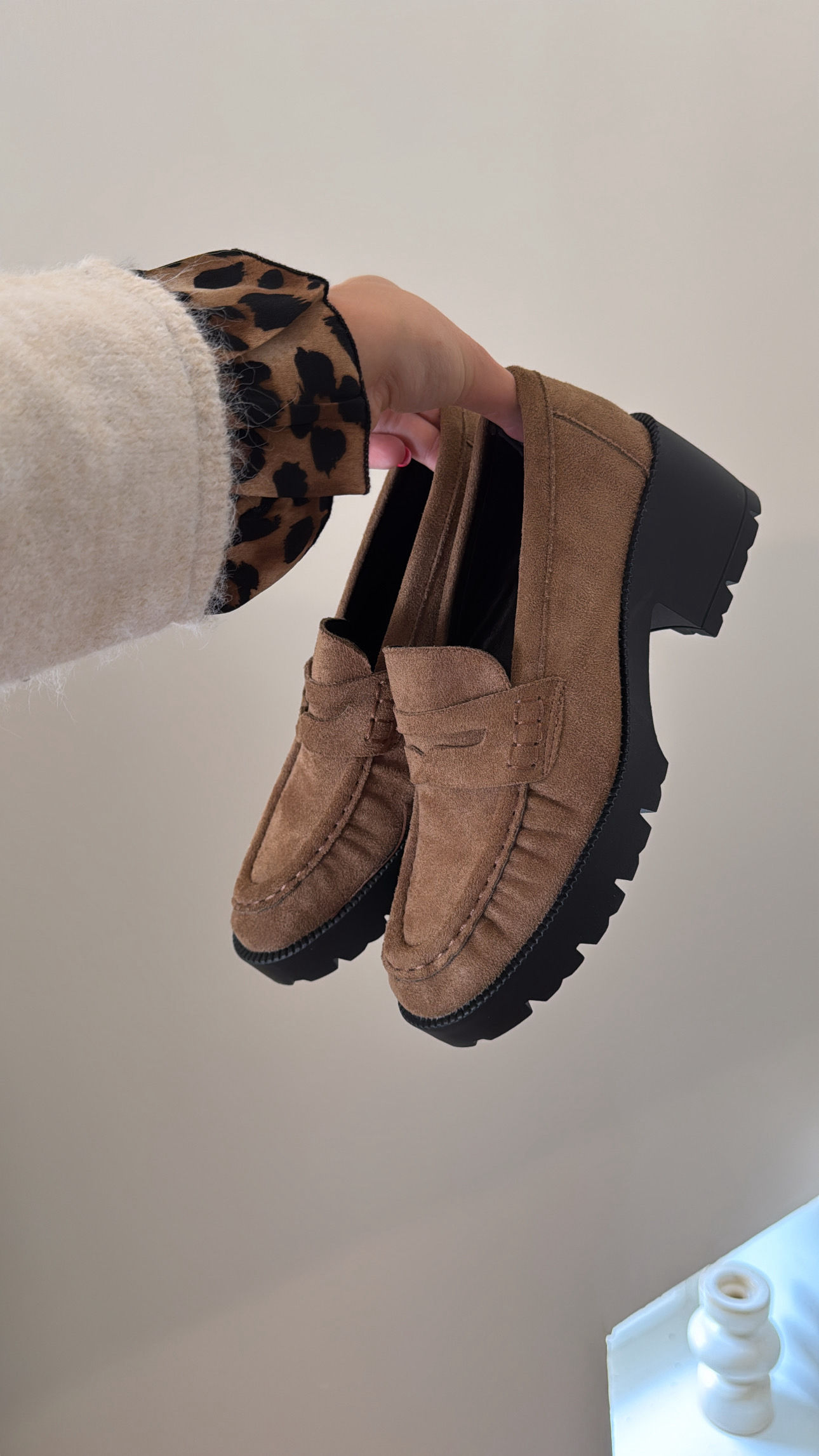 Mocassins à talons taupes 