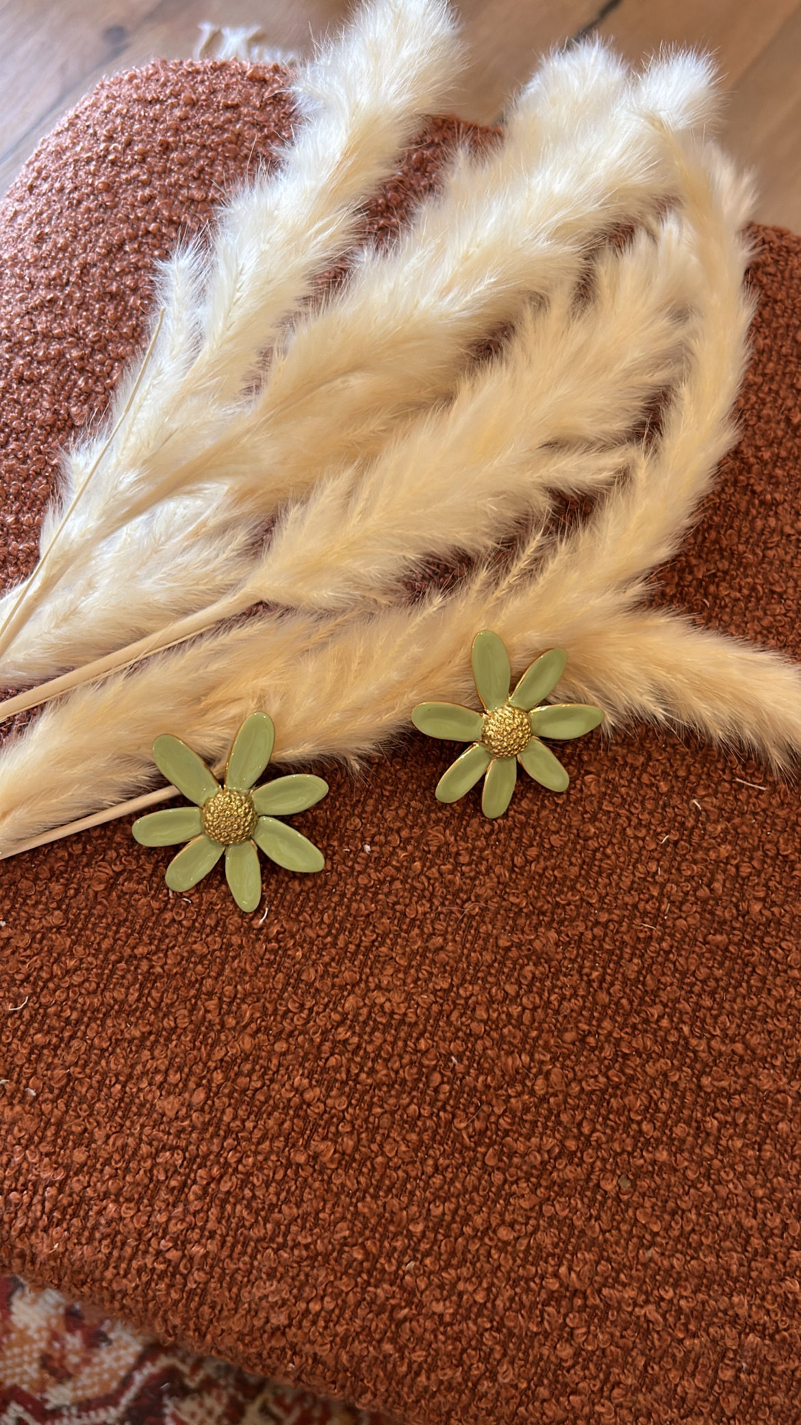 Boucles Fleurs kaki clair 