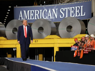 Trump assina decreto que dobra tarifas sobre aço e alumínio nos EUA, de 25% para 50%