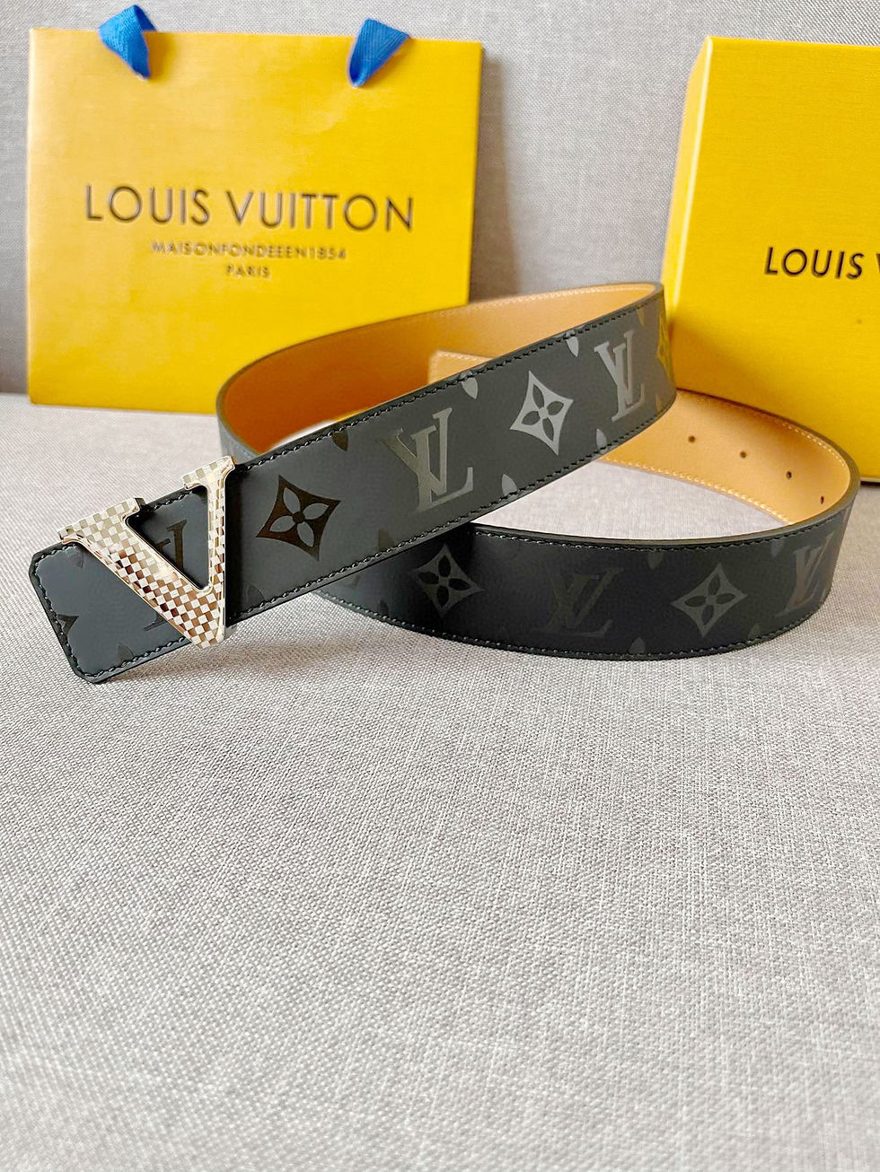 縮圖：LV Belt