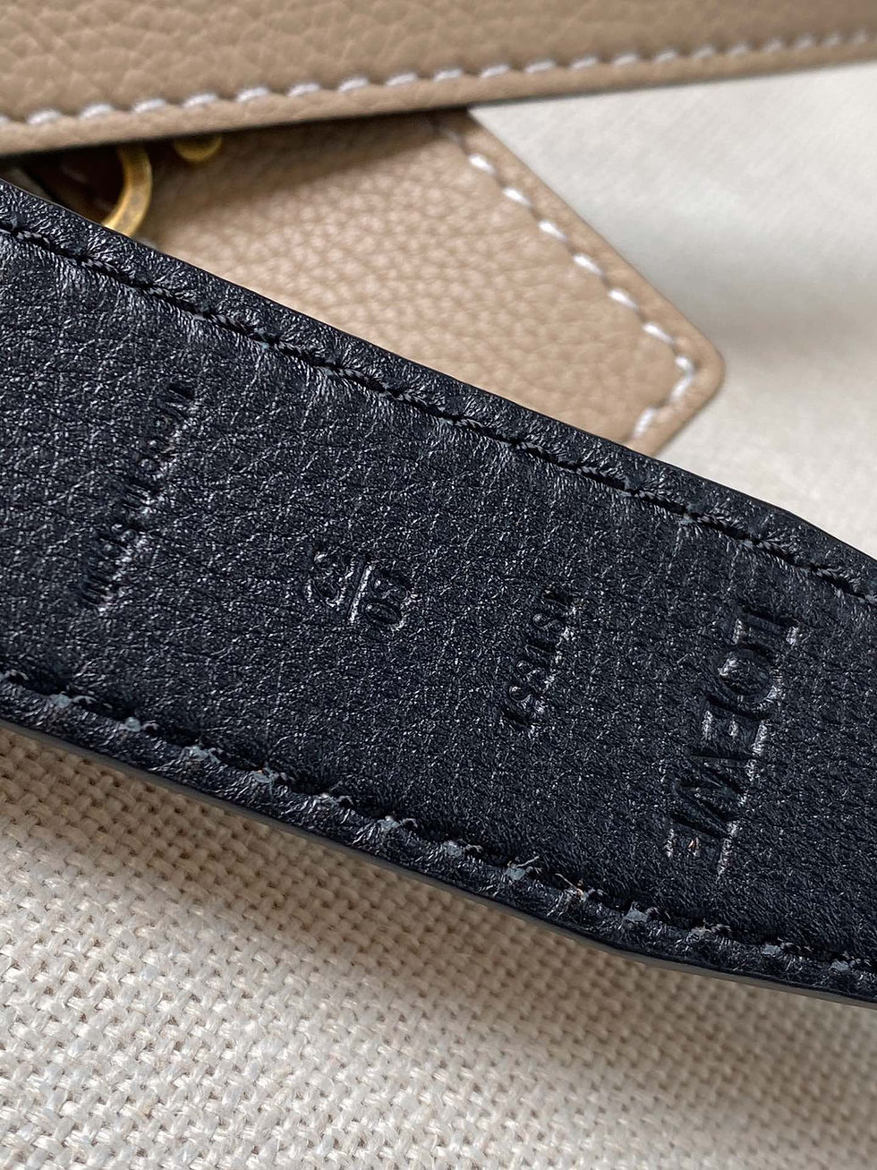 Thumbnail: Loewe Belt