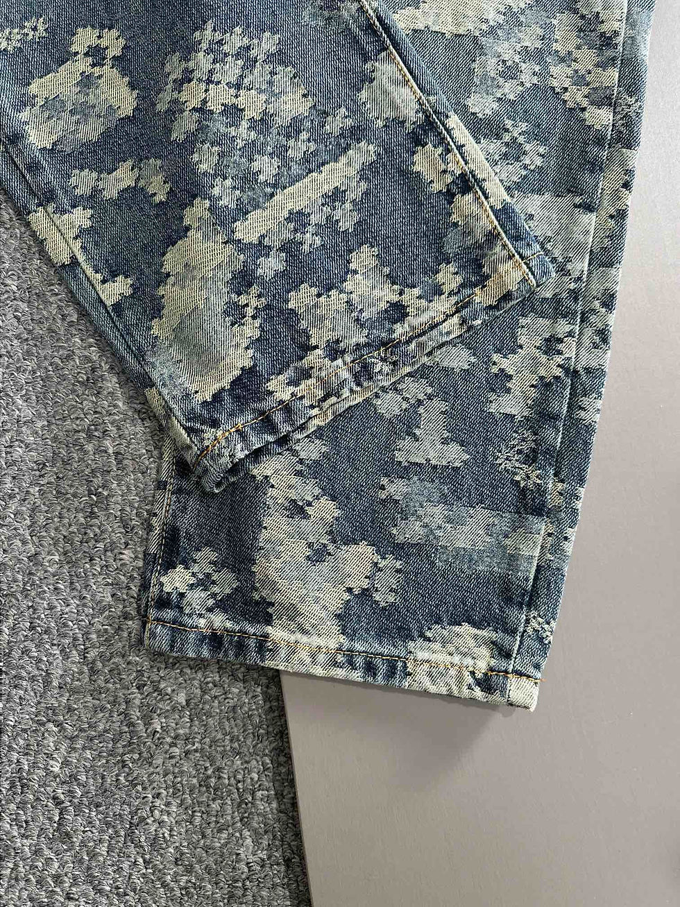 Thumbnail: LV Long Pants