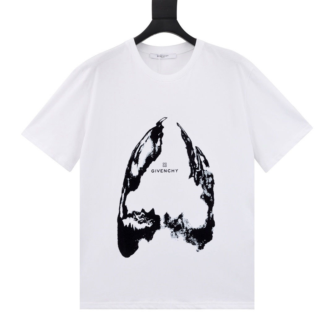Givenchy T-shirt
