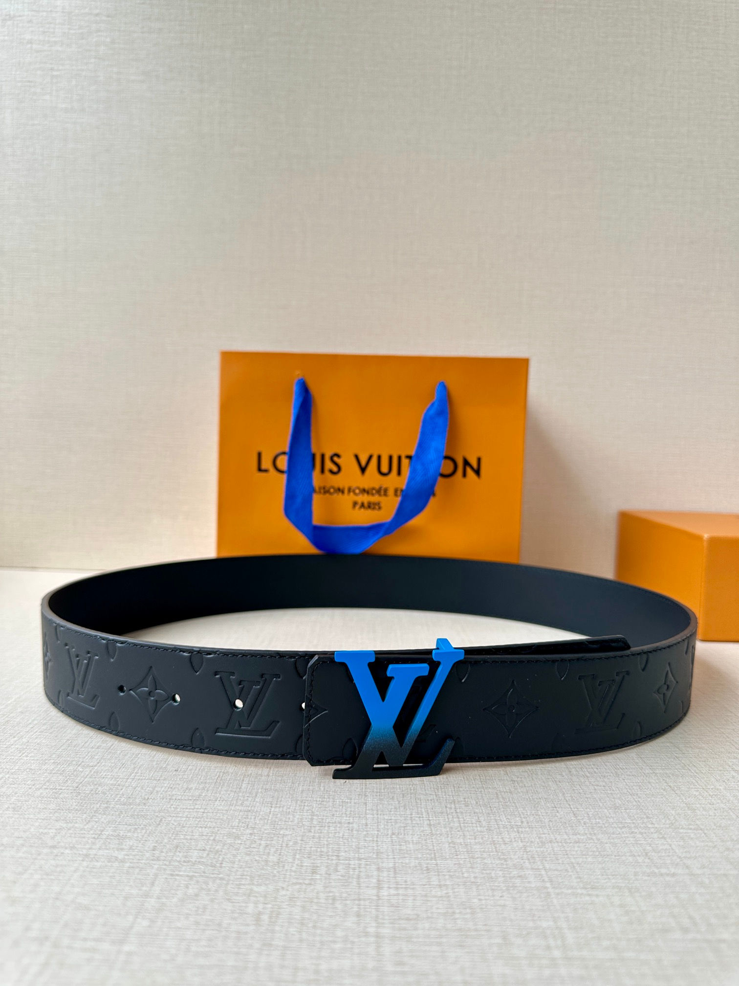 LV Belt