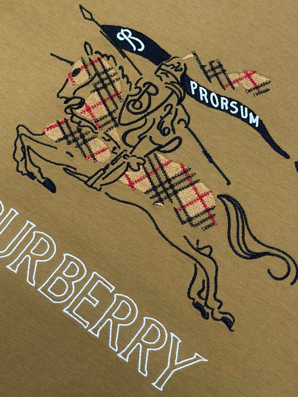 縮圖：Burberry T-shirt