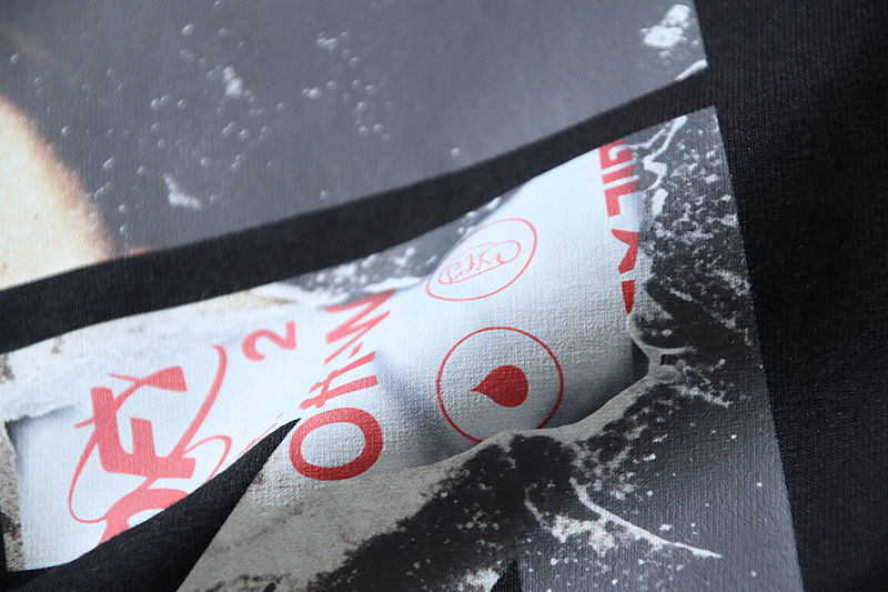 Thumbnail: Off-White T-shirt