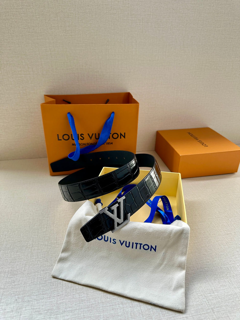 縮圖：LV Belt