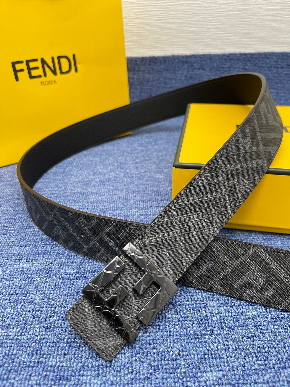 縮圖：Fendi Belt