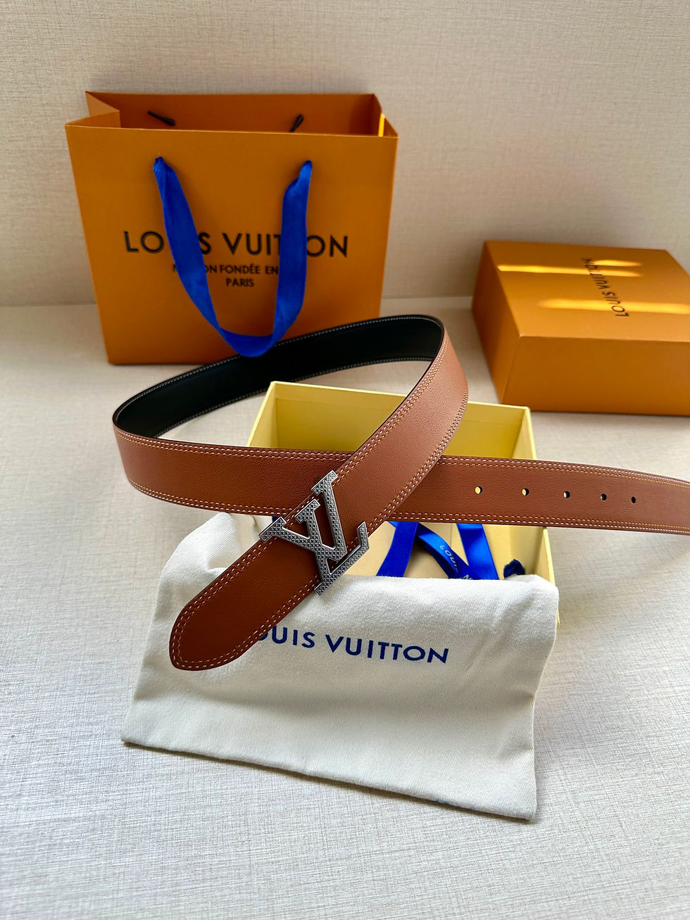 縮圖：LV Belt