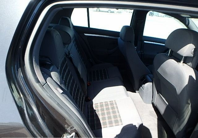 Thumbnail: VW Golf GTI 2005 Low Kms!