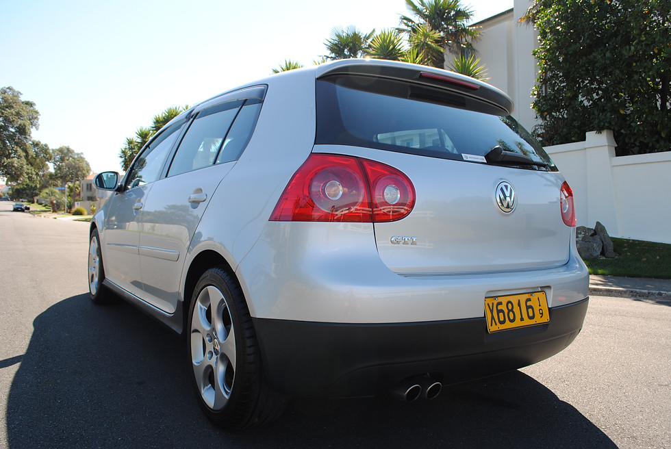 Thumbnail: VW Golf GTI 2005 *Crazy Low 10Ks*!