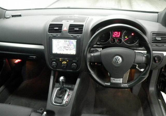 Thumbnail: VW Golf GTI 2005 Low Kms!